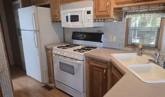 251 S Ocotillo Ave 17, Benson, AZ 85602