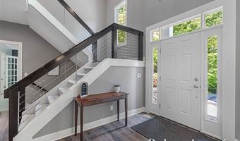 1977 EMERALD GLEN Ct, Ada, MI 49301