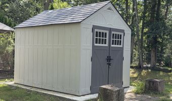107 Redwood Dr, Barnegat, NJ 08005