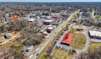 122 Saluda St, Belton, SC 29627