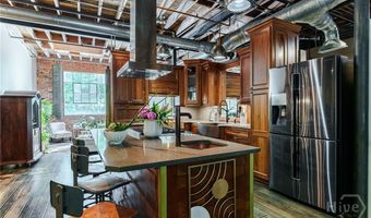 585 White Cir 406, Athens, GA 30605