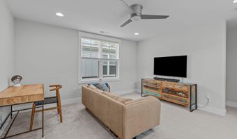 409 S Tunstall Ave, Apex, NC 27502