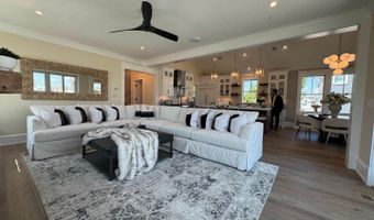 281 7TH St, Avalon, NJ 08202