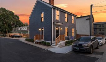 32 Exchange St A2, East Greenwich, RI 02818