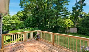 132 Grand View Rd, East Greenwich, RI 02818