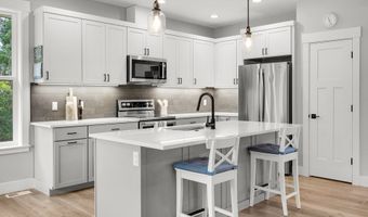 37330 LABISKE Ln, Astoria, OR 97103