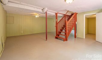 364 Pearson Dr, Asheville, NC 28801