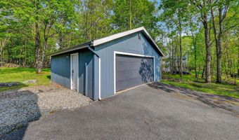 227 Valley View Dr, Albrightsville, PA 18210