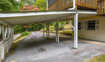 368 Barber Rd, Zirconia, NC 28790