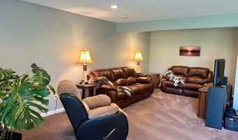 5076 151st St W, Apple Valley, MN 55124