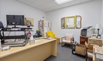 1007 E LINCOLNWAY, Cheyenne, WY 82001