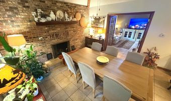 850 Gambier Dr, Alford, FL 32420