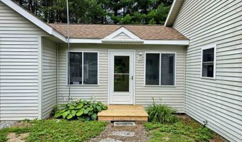 77 Trapper Rd, Campton, NH 03223