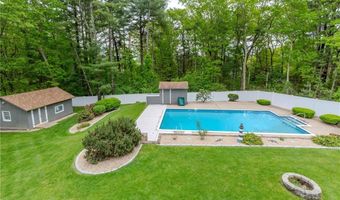 3 Blue Spruce Dr, Coventry, RI 02816