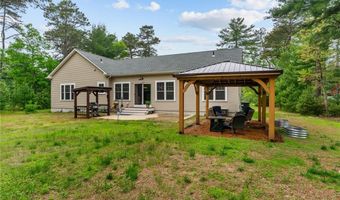 106 White Pines Trl, Charlestown, RI 02813