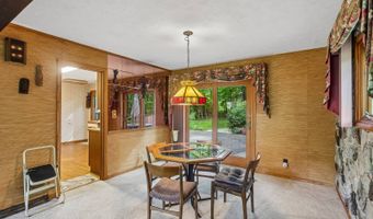 884 Dogwood Ter, Akron, OH 44321