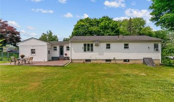 18 La Fazia Dr, Johnston, RI 02919