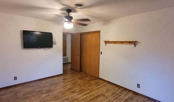 21092 Shelly Ln, Anderson, CA 96007