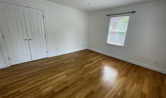 34 Suburban Ave, Cos Cob, CT 06807
