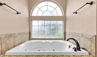 10 NW Sage Cir, Andrews, TX 79714