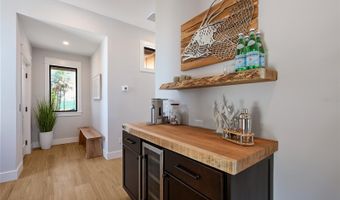 513 N BAY Blvd, Anna Maria, FL 34216
