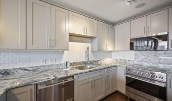 1200 STEUART St 312, Baltimore, MD 21230