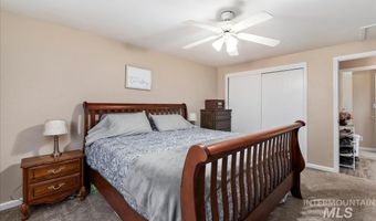 10560 W Fox Ridge Dr, Boise, ID 83709