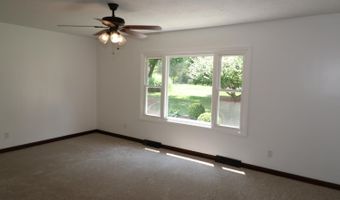 540 Cedar Ln, Batesville, IN 47006