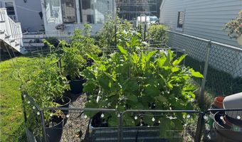 38 Bridgton Rd, Cranston, RI 02910