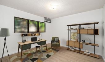 98-653 Papalealii St, Aiea, HI 96701