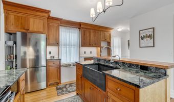 85 Bedford St, Bath, ME 04530