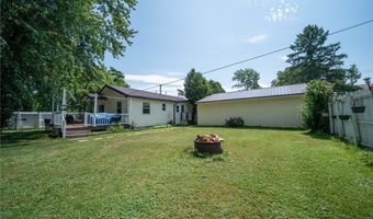 720 Bennett Rd, Angola, NY 14006