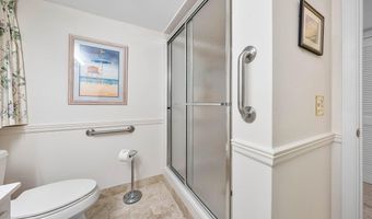 489 S Country Club Dr, Atlantis, FL 33462