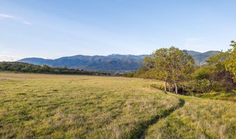 1650 E Nevada St, Ashland, OR 97520