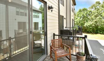 453 Spearfield Ln, Charlotte, NC 28205