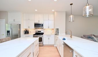 6915 ROLLING CREEK Way, Alexandria, VA 22315