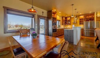 27 Teepee Ring Rd, Clark, WY 82435