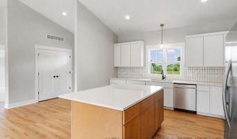 11325 Bancroft Way SE, Alto, MI 49302