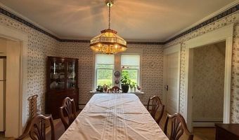 10 Palm St, Baileyville, ME 04694