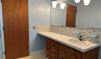 150 Jeffrey Dr, Amherst, NY 14228