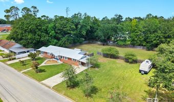 301 E Craig St, Atmore, AL 36502