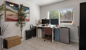 968 NE Paula Dr, Bend, OR 97701