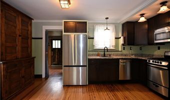 11 Sands Ave, Ambridge, PA 15003