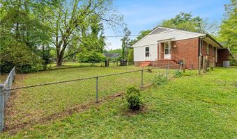 621 Bethesda Ave, Aberdeen, NC 28315