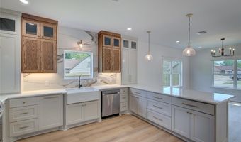 619 Texas St, Sulphur Springs, TX 75482