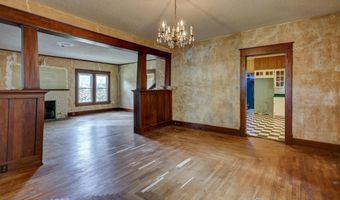 1643 Washington Ave, Baxter Springs, KS 66713