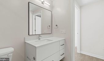 4000 WISCONSIN Ave NW 4K-554, Washington, DC 20016