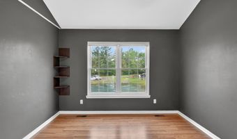 1930 Lindsay Ln, Ann Arbor, MI 48104
