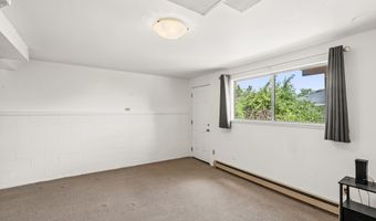 1179 N Main St, Ashland, OR 97520