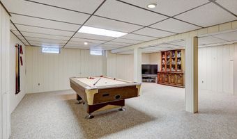 11 Lyon Rd, Middletown, NJ 07748